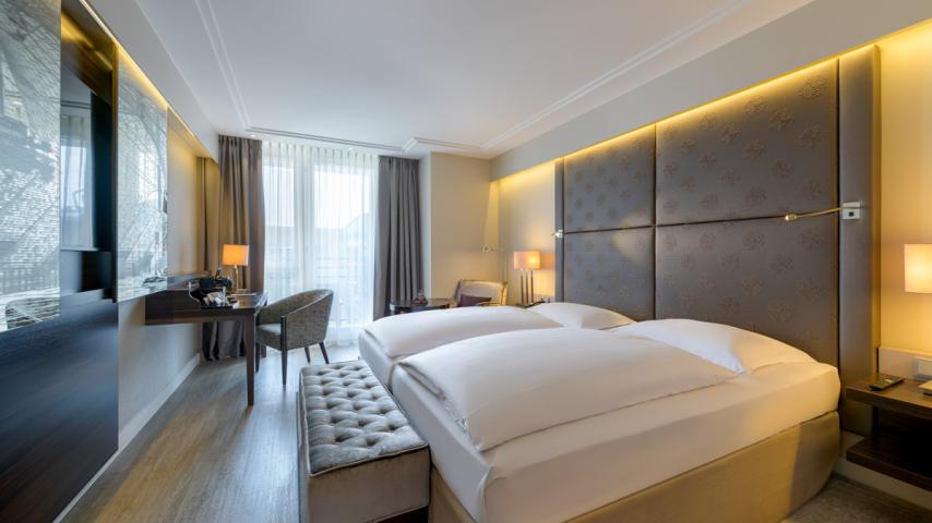 kreativkonzept WEISS // Ihr Hotelfotograf